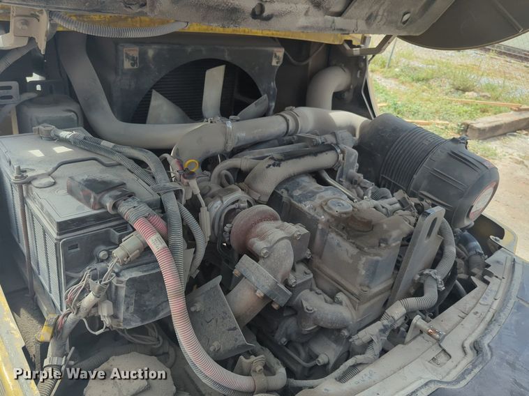 image for item EQ2085 Hyster H80FT forklift