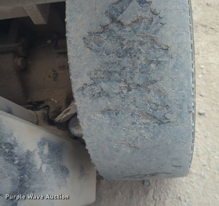 image for item EQ2085 Hyster H80FT forklift