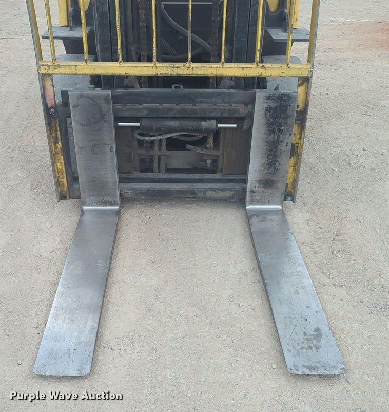 image for item EQ2087 Hyster H80FT forklift