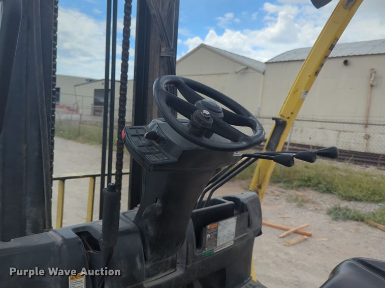 image for item EQ2087 Hyster H80FT forklift