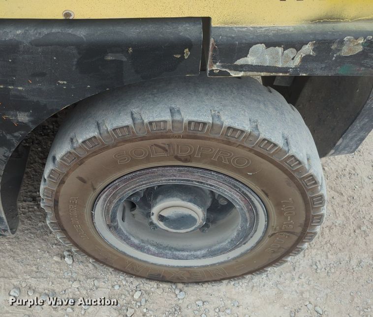 image for item EQ2087 Hyster H80FT forklift