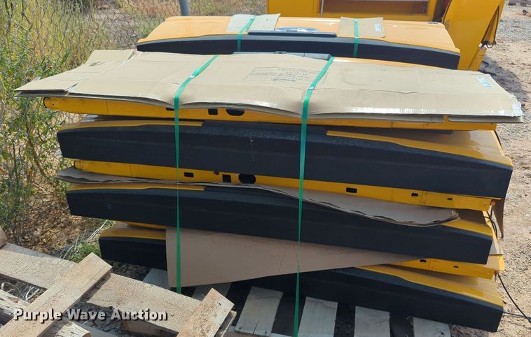 image for item EQ2179 (6) Ford tailgates