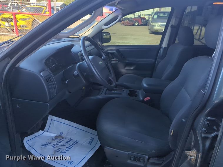 image for item EQ2183 2002 Jeep Grand Cherokee SUV