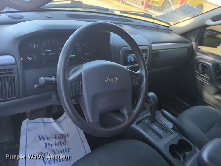 image for item EQ2183 2002 Jeep Grand Cherokee SUV