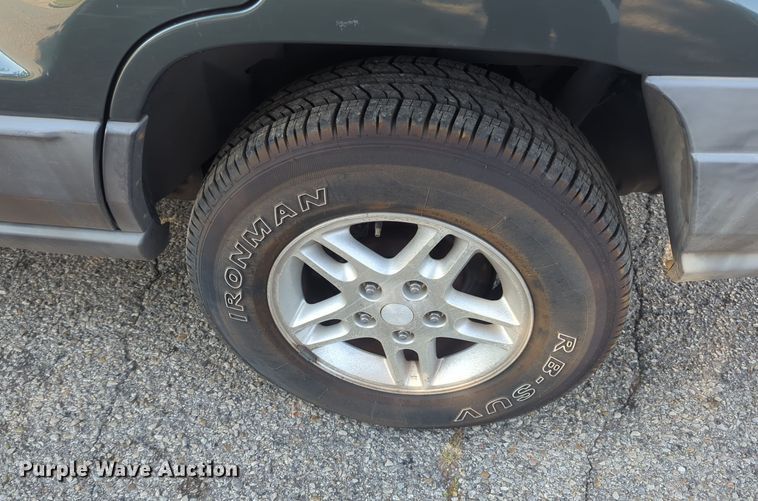 image for item EQ2183 2002 Jeep Grand Cherokee SUV