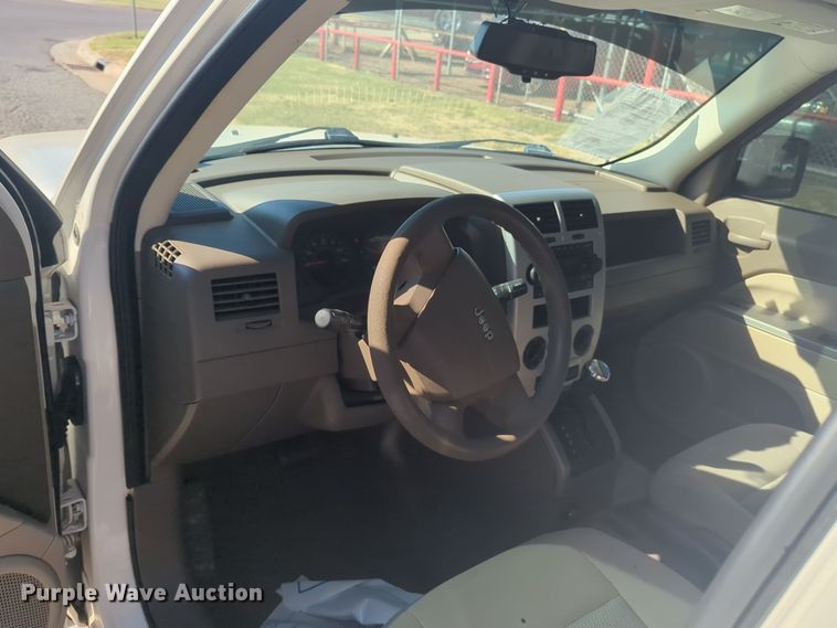 image for item EQ2184 2007 Jeep Patriot  SUV