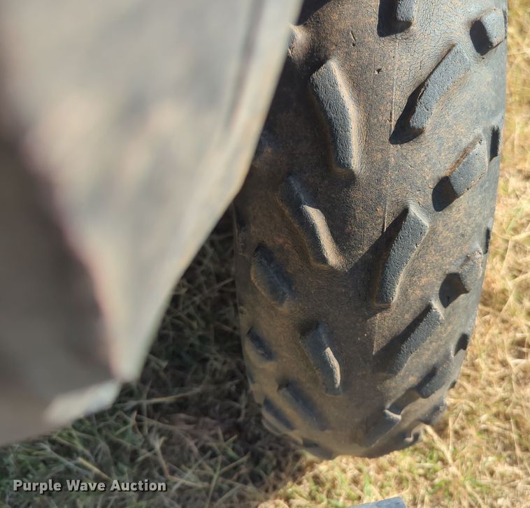 image for item EQ2189 2004 Polaris  Sportsman 700 ATV