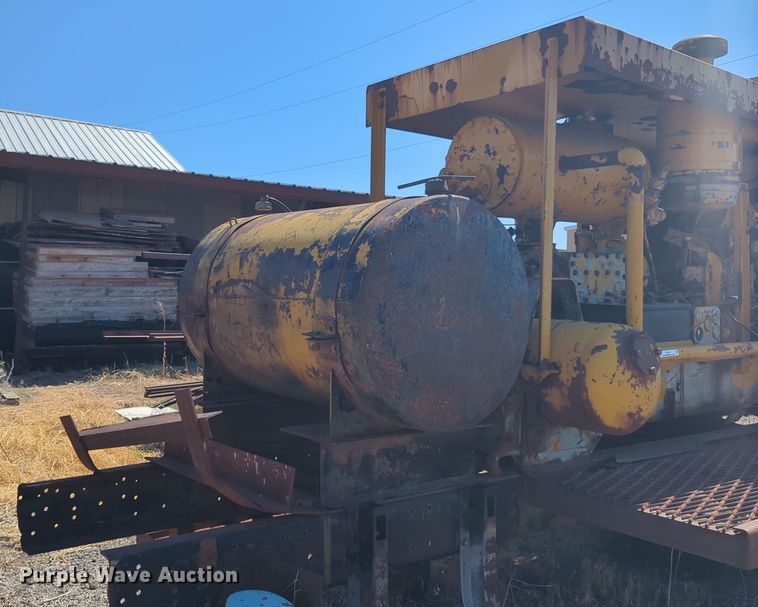 image for item EQ2197 Western Tank and Steel Corp. 3R600301 air compressor