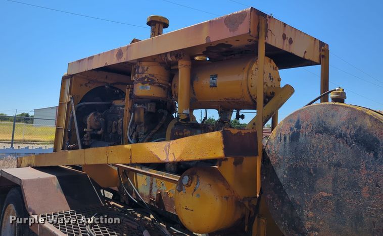 image for item EQ2197 Western Tank and Steel Corp. 3R600301 air compressor