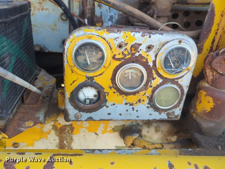 image for item EQ2197 Western Tank and Steel Corp. 3R600301 air compressor