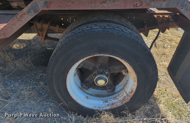 image for item EQ2197 Western Tank and Steel Corp. 3R600301 air compressor