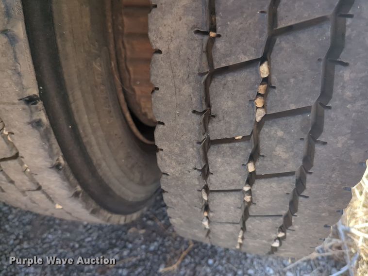 image for item EQ2197 Western Tank and Steel Corp. 3R600301 air compressor