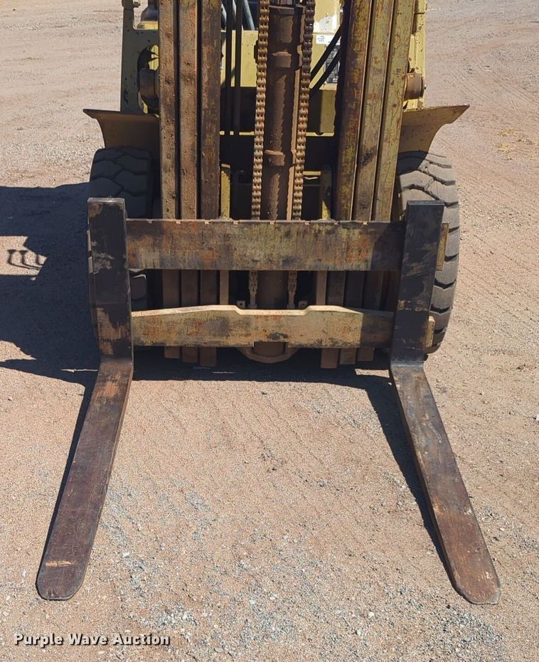 image for item EQ2198 Mitsubishi forklift
