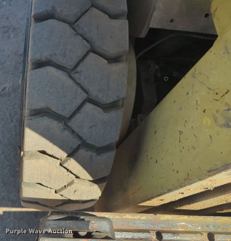 image for item EQ2198 Mitsubishi forklift