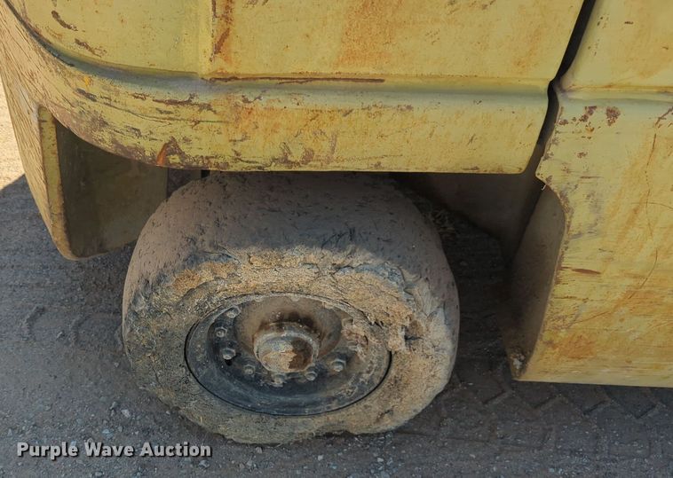 image for item EQ2198 Mitsubishi forklift