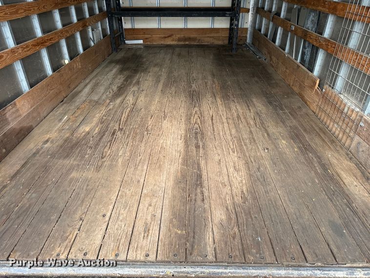 image for item IE9033 2009 Isuzu box truck