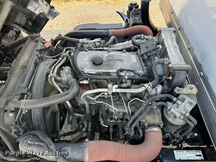 image for item IE9033 2009 Isuzu box truck