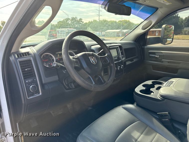 image for item IE9035 2018 Dodge Ram 4500 flatbed truck