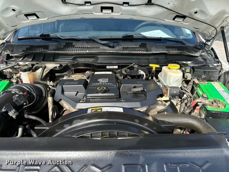 image for item IE9035 2018 Dodge Ram 4500 flatbed truck