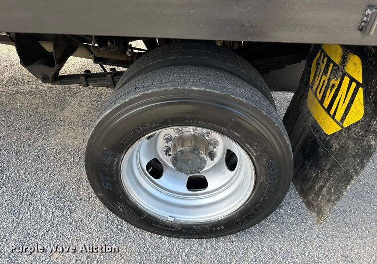 image for item IE9035 2018 Dodge Ram 4500 flatbed truck