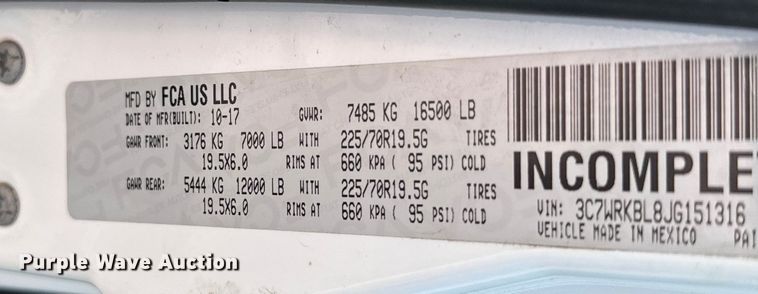 image for item IE9035 2018 Dodge Ram 4500 flatbed truck