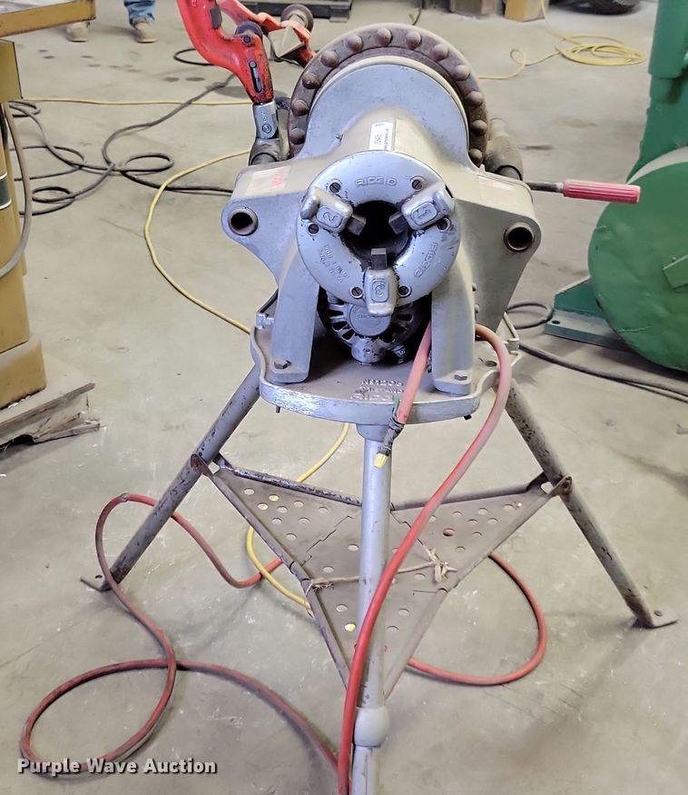 image for item JO9405 Ridgid 300 pipe threader