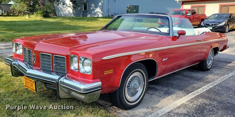 image for item JO9469 1975 Oldsmobile  Delta 88 Royale convertible 