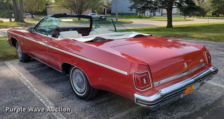 image for item JO9469 1975 Oldsmobile  Delta 88 Royale convertible 