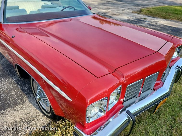 image for item JO9469 1975 Oldsmobile  Delta 88 Royale convertible 