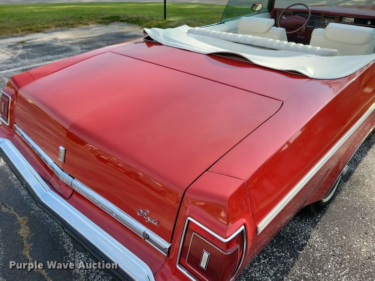 image for item JO9469 1975 Oldsmobile  Delta 88 Royale convertible 