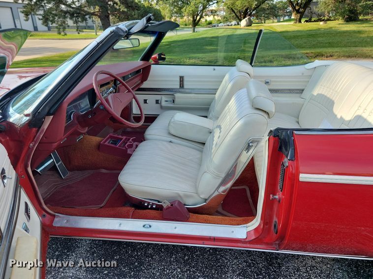 image for item JO9469 1975 Oldsmobile  Delta 88 Royale convertible 