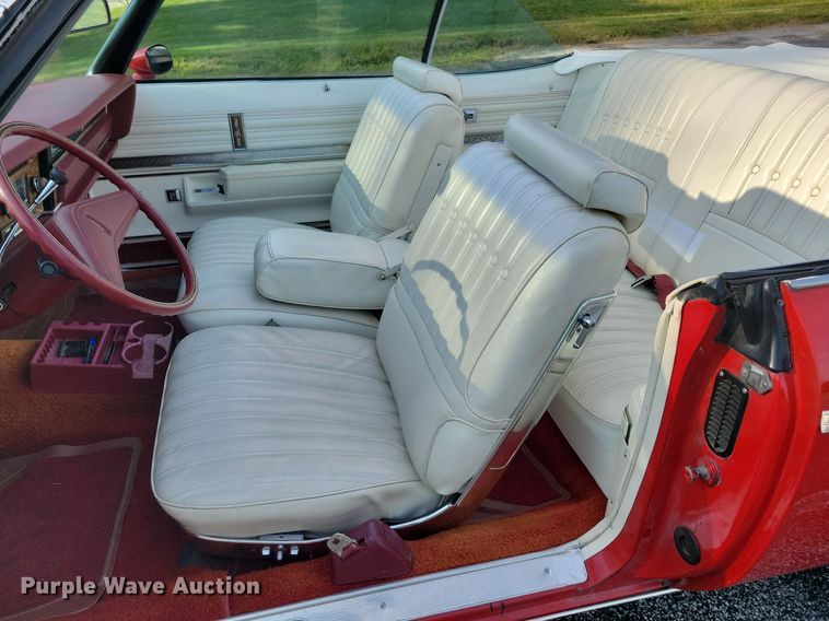 image for item JO9469 1975 Oldsmobile  Delta 88 Royale convertible 