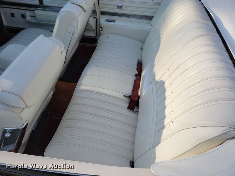 image for item JO9469 1975 Oldsmobile  Delta 88 Royale convertible 