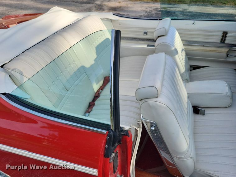 image for item JO9469 1975 Oldsmobile  Delta 88 Royale convertible 