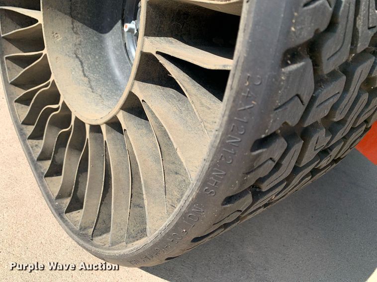 image for item JT9763 2023 Kubota  Z781KWTI ZTR lawn mower