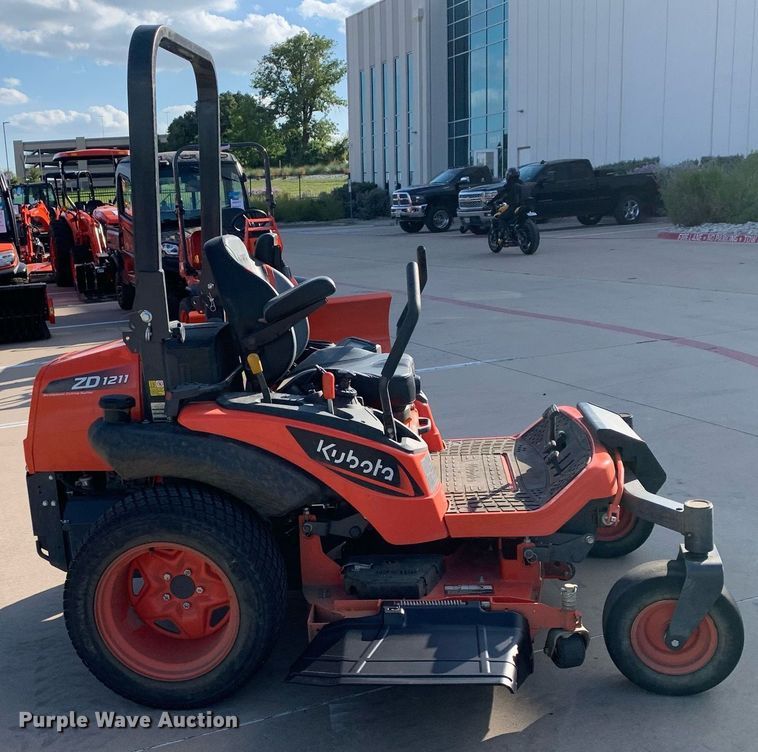 image for item JT9772 2023 Kubota  ZD1211 ZTR lawn mower
