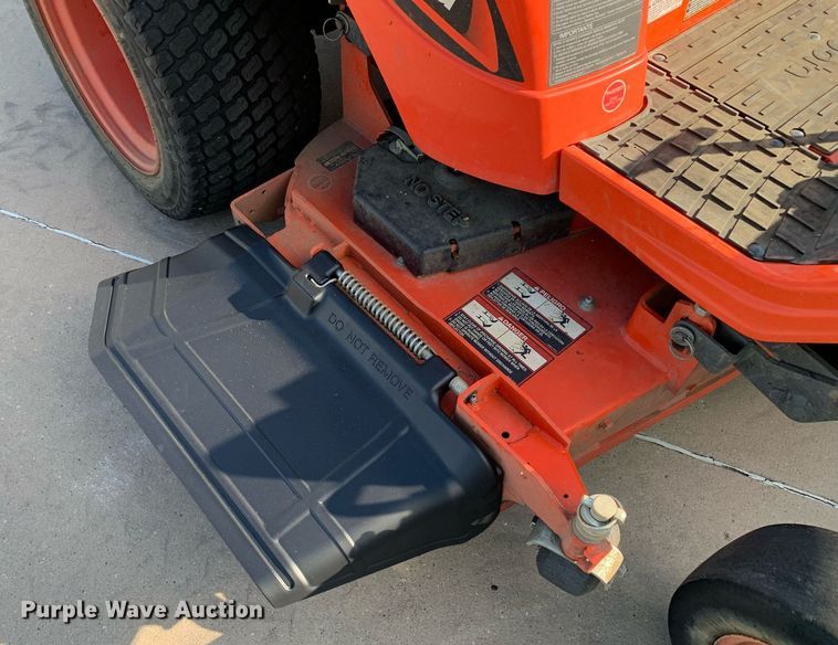 image for item JT9772 2023 Kubota  ZD1211 ZTR lawn mower