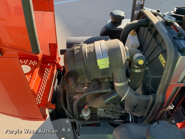 image for item JT9772 2023 Kubota  ZD1211 ZTR lawn mower