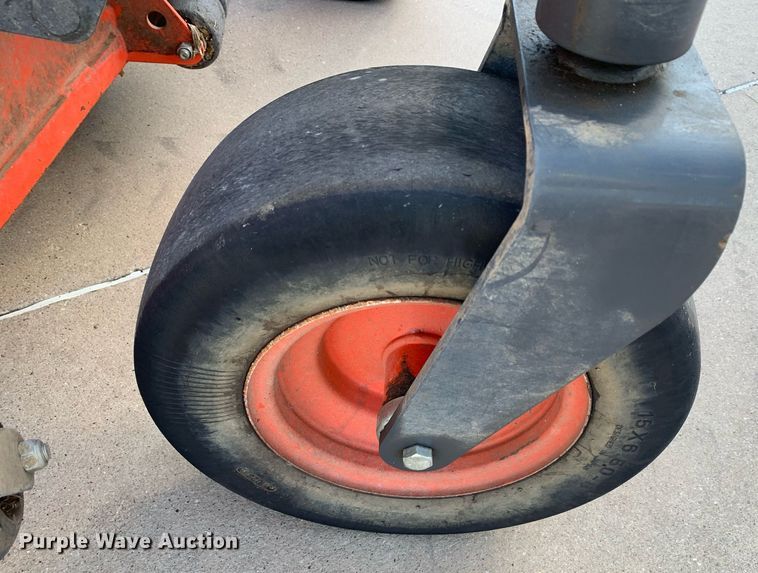 image for item JT9772 2023 Kubota  ZD1211 ZTR lawn mower