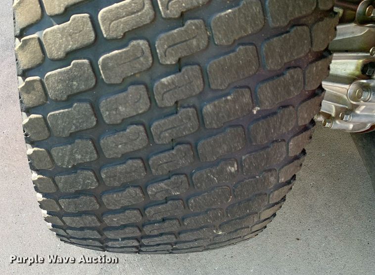 image for item JT9772 2023 Kubota  ZD1211 ZTR lawn mower