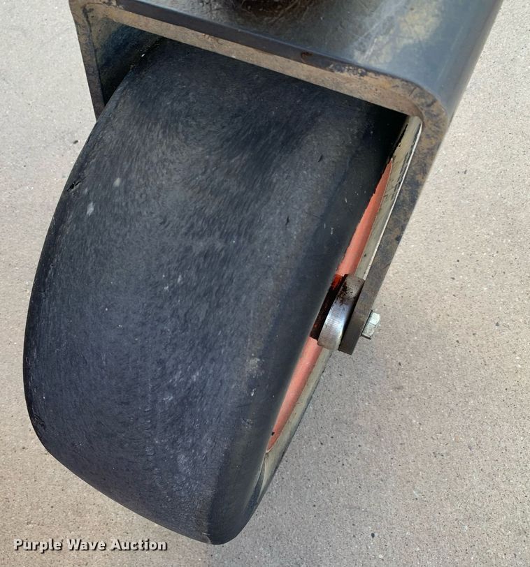 image for item JT9772 2023 Kubota  ZD1211 ZTR lawn mower