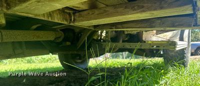 image for item LR9471 1990 Mallard G30 RV