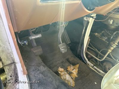 image for item LR9471 1990 Mallard G30 RV