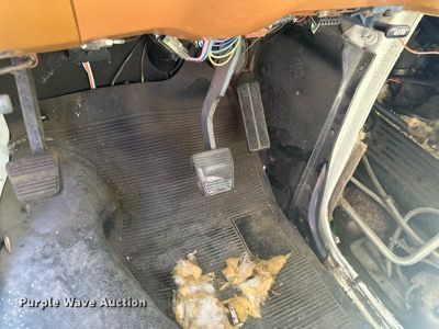 image for item LR9471 1990 Mallard G30 RV