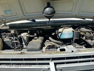 image for item LR9471 1990 Mallard G30 RV