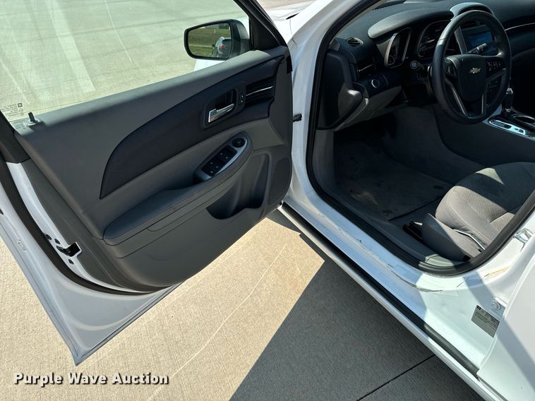 image for item MV9125 2016 Chevrolet  Malibu 