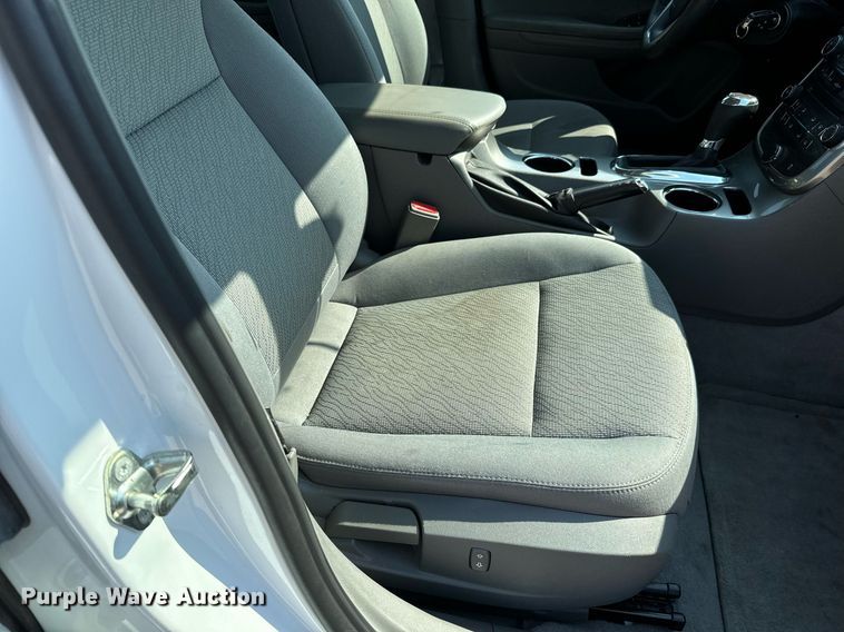 image for item MV9125 2016 Chevrolet  Malibu 