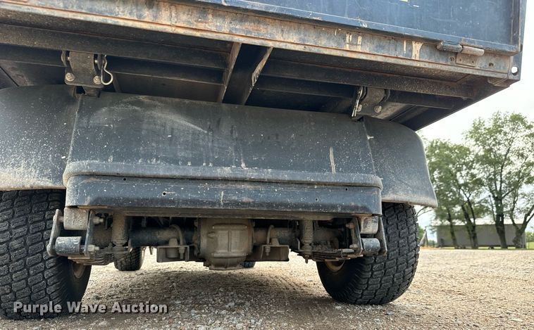 image for item MV9185 2002 EZ-GO Workhorse 1200G golf cart