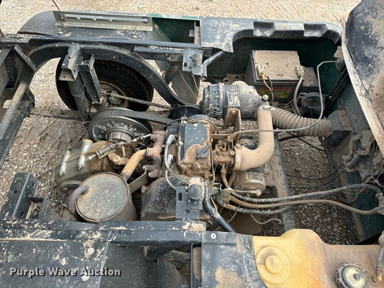 image for item MV9185 2002 EZ-GO Workhorse 1200G golf cart