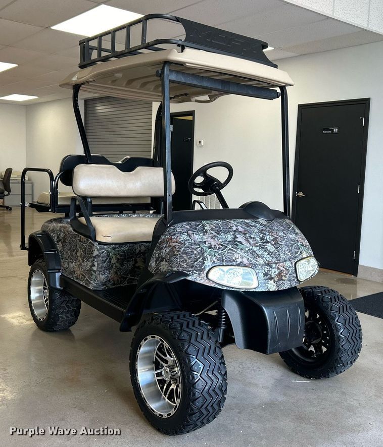 image for item NB9449 EZ-GO golf cart